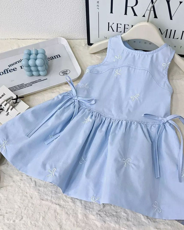 Vestido celeste lazo