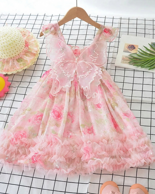 vestido mariposa sombrero